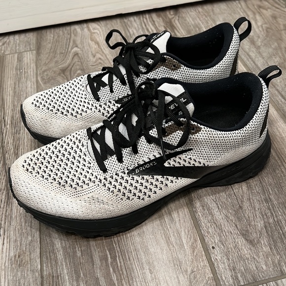 Brooks Shoes - Brooks Revel 4 Running Shoes